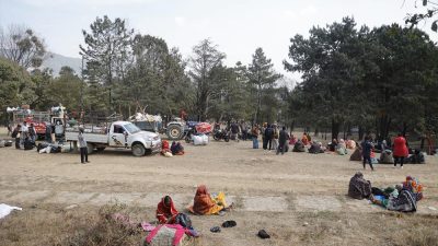 न्याय माग्न मिटरब्याजपीडितहरु फेरि आए काठमाडौँ