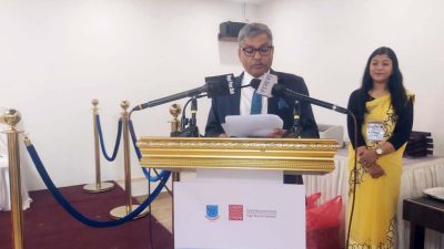पछिल्लो दुई वर्षमा अर्थतन्त्र सुधार भएको छ – गभर्नर अधिकारी