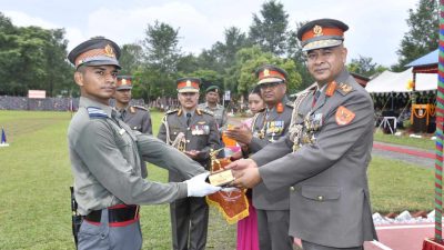 सशस्त्र प्रहरी महानिरीक्षक अर्यालबाट सशस्त्र प्रहरी सहायक निरीक्षक आधारभूत तालिम&hellip;