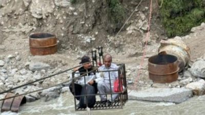 तुईन र फड्केले जोडियो तातोपानी नाका