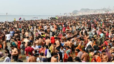 महाकुम्भमा डुबुल्की मारेर फर्किएकाहरूमा लुतो र छालासम्बन्धी समस्या