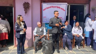 “जेष्ठ नागरिकलाई नि:शुल्क ओैषधि बितरण र सुत्केरी महिलाहरुलाई पोषण वितरण&hellip;