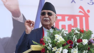 प्रधानमन्त्रीको आग्रहः मेरो कुण्डली हेर्नुहोस् अनि थाहा हुन्छ, राजतन्त्र फर्किँदैन