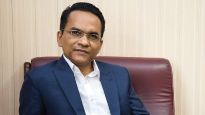 सर्वोच्च अदालतमा गभर्नर पौडेलको योग्यतामाथि प्रश्न उठाउँदै रिट दर्ता