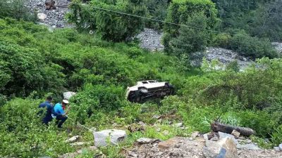 बागलुङको तालाखोलामा जीप दुर्घटना, १६ जना घाइते