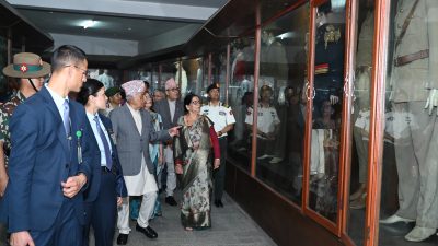 राष्ट्रपतिले गरे राष्ट्रिय संग्रहालय र नेपाली सेनाको सैनिक संग्रहालयको अवलोकन
