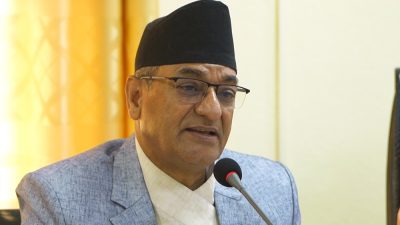 गृहमन्त्री रमेश लेखकले दिए राजीनामा