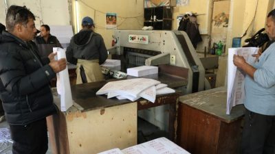 धमाधम छापिँदैछ नमुना मतपत्र