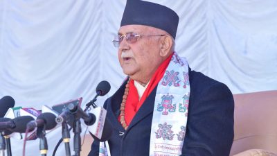 एमाले अध्यक्ष ओलीले आफ्ना उम्मेदवारहरुलाई भने– ‘मतदाताका प्रश्न धैर्यपूर्वक सुन्नुहोस्’