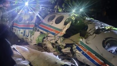 दिल्ली जाँदै गरेको विमान झारखण्डमा दुर्घटना, सबैको मृत्यु