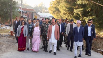 प्रधानमन्त्री कार्कीले लिइन मतपत्र छपाइको प्रगतिबारे जानकारी