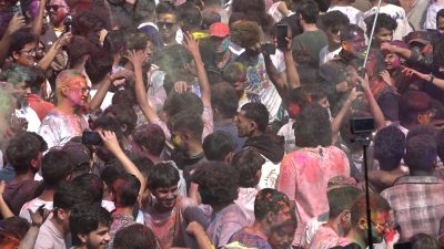 तराईका जिल्लामा आज होली मनाइँदै
