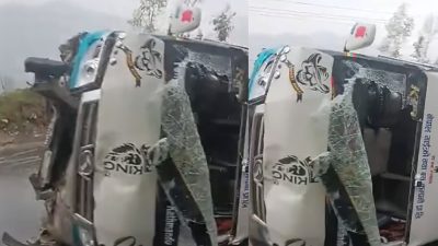 आदमघाटमा माइक्रोबस दुर्घटना, १२ जना घाइते