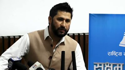 ‘बालेन र मबीच फुट हुँदैन, पक्ष–विपक्षमा नलाग्नुस्’ : रवि लामिछाने