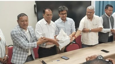 नेपाली कांग्रेस काभ्रेद्वारा पार्टीको केन्द्रीय कोषलाई १७ लाख ६२ हजार&hellip;